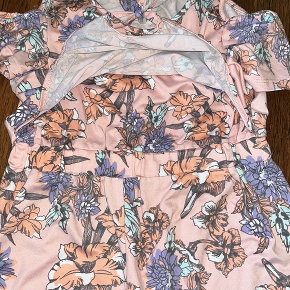 Super Soft Girl’s Cold Shoulder Romper - Picture 5 of 5